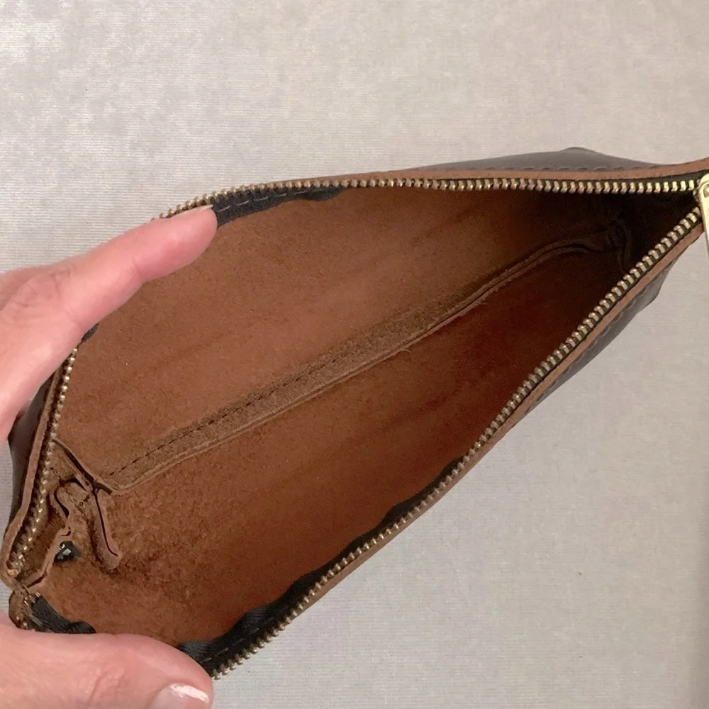 Portland Leather Goods Espresso Brown Leather Long Zip Carrying Case